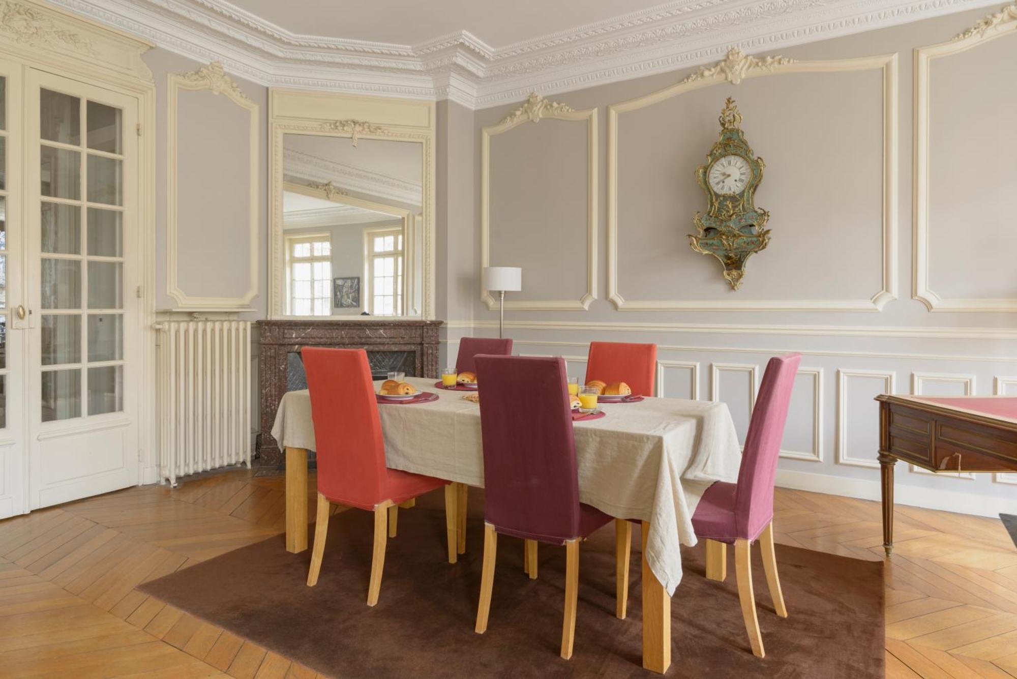 Courcelles Prestige Apartment Paris