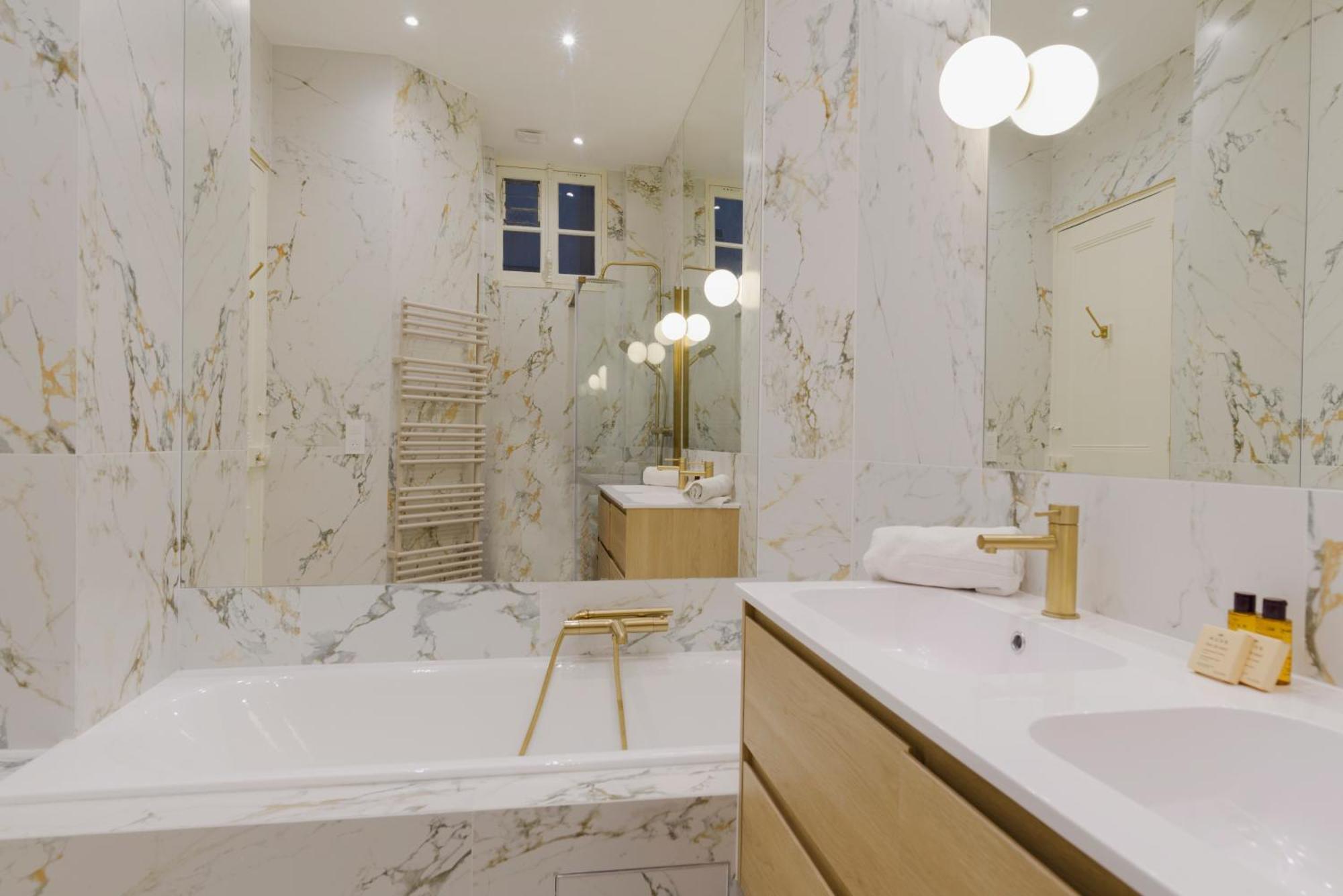 Courcelles Prestige Apartment